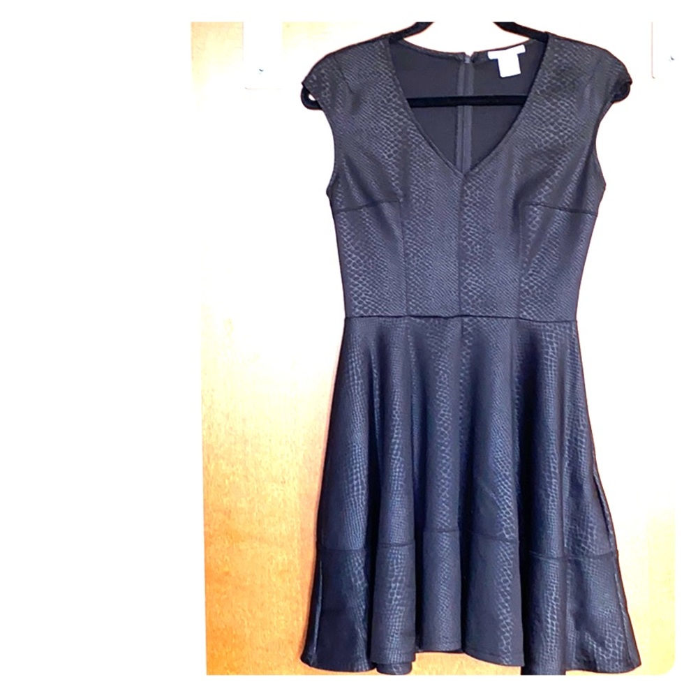 stretchy Aline dress w/ subtle snakeskin pattern